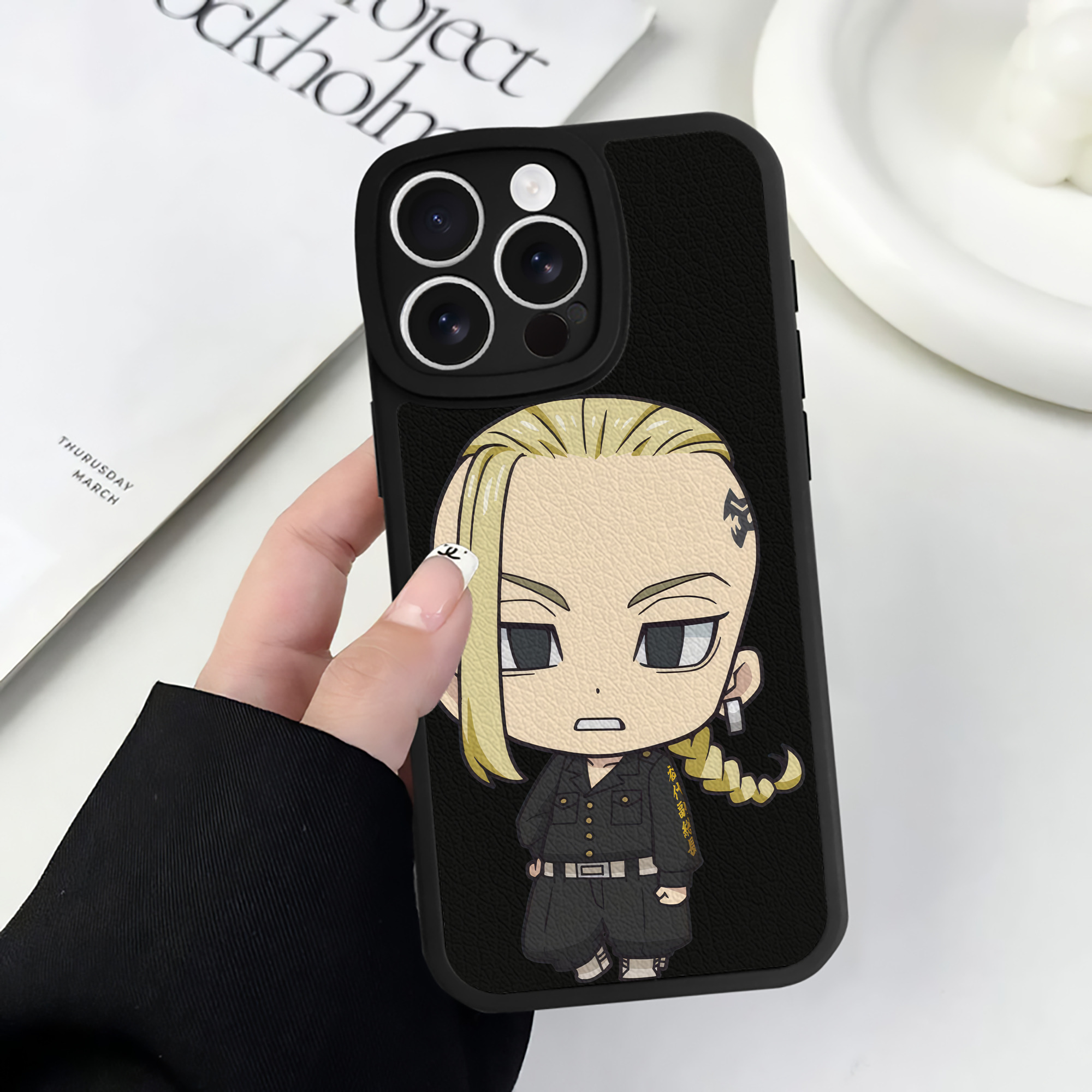 （画像用） 東京リベンジャーズ Tokyo Revengers 【iPhone 16シリーズ対応】シリコンスマホケース（レザー調） 材質：シリコン